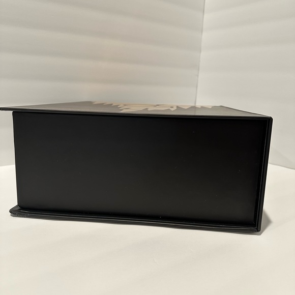 Mickey and Minnie Limited Release Gold Plush 50th Anniversary - Picture 5 of 7